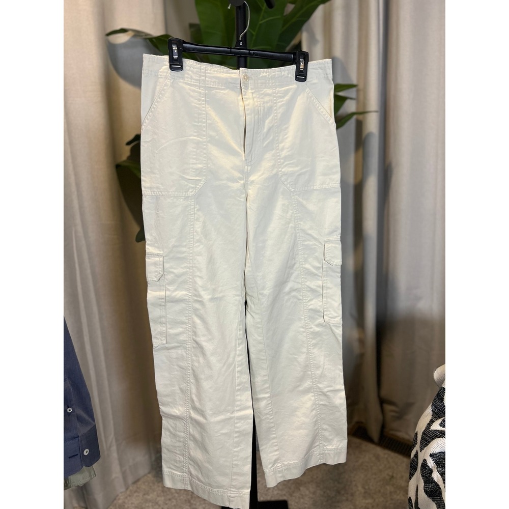 Abercrombie & Fitch Women Cream Straight Leg Cargo Pants Size 31 12 Elastic Back